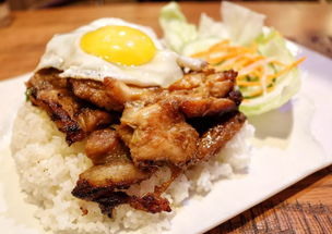 不靠团购不促销，这家华埠越南餐馆凭何低调红了三十年？